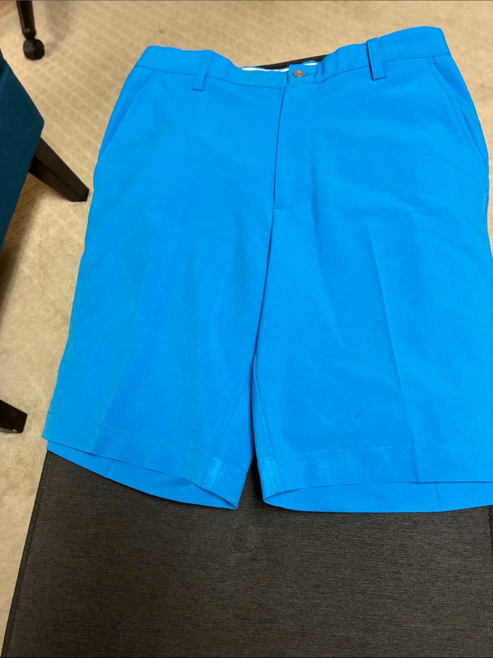 FootJoy Bright Blue Men’s Flat Front Golf Shorts size M